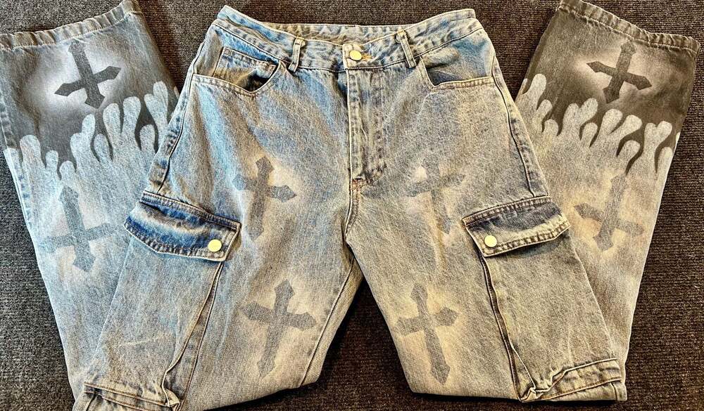 Aelfric Eden Spiky Head Crosses And Flames Cargo Jeans Size 30